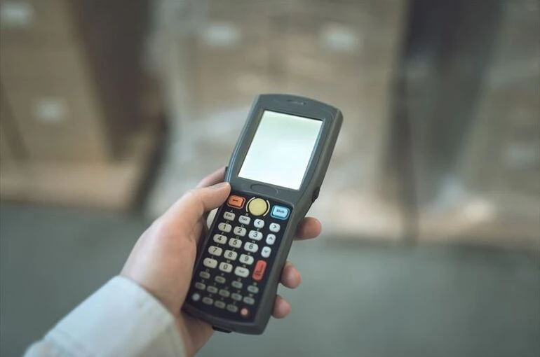 スポット作業をアウトソーシングするメリットとデメリット